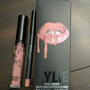 Kylie Cosmetics Makeup - Kylie Jenner lip kit Kylie Cosmetics Makeup - Kylie Jenner lip kit